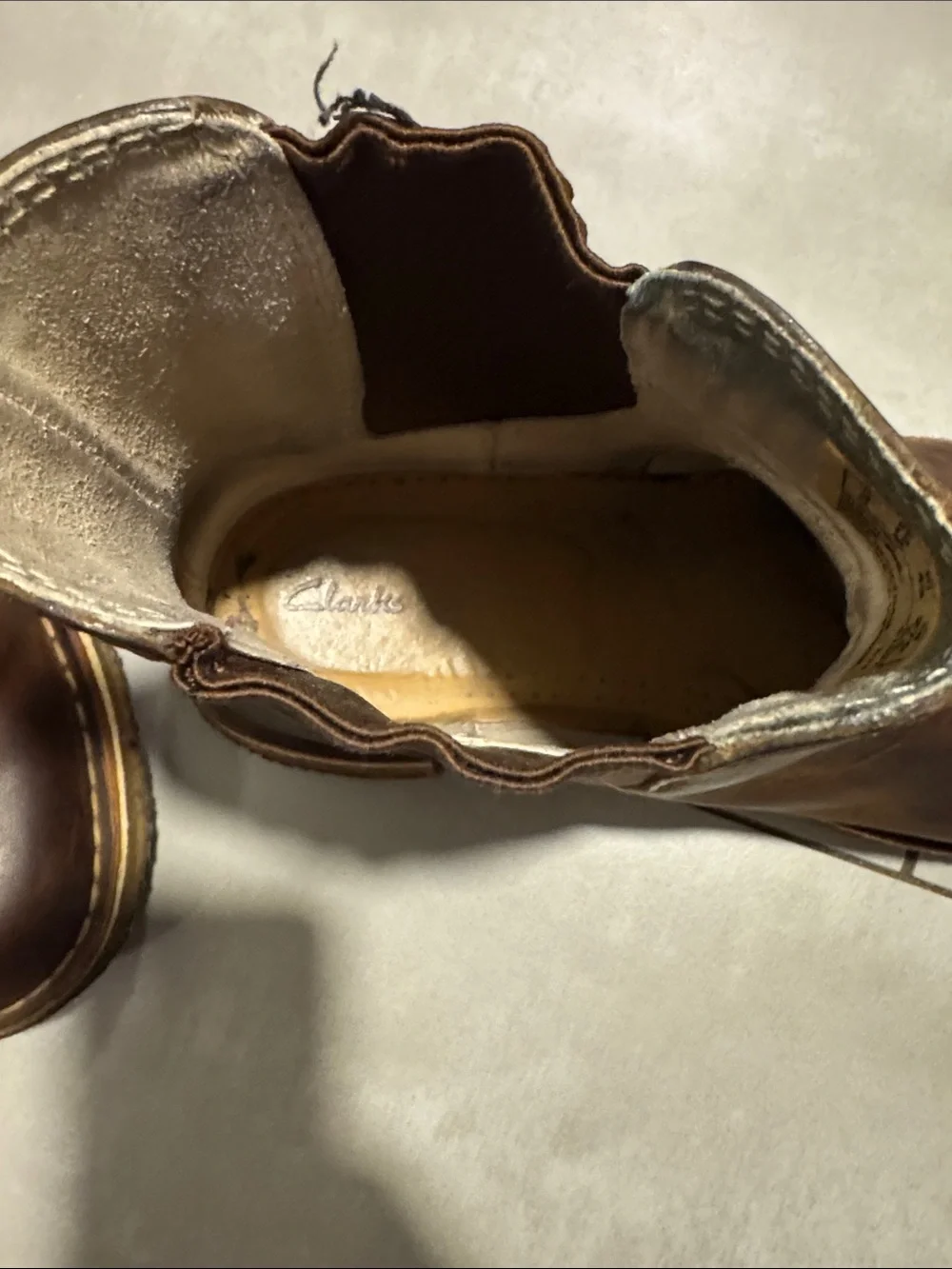 Clarks Men's Brown Leather Chukka Boots